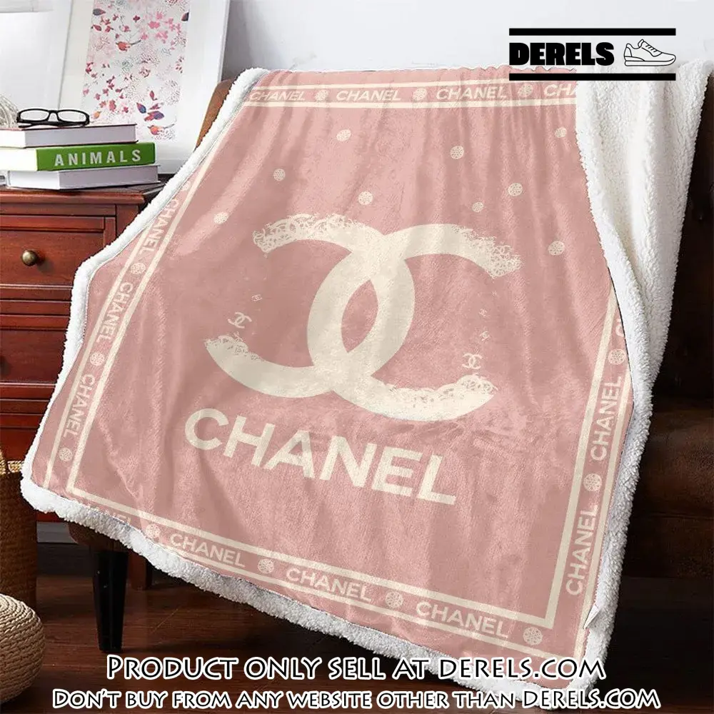 Chanel pinky luxury brand premium blanket fleece home decor special gift for family friend dr1319021